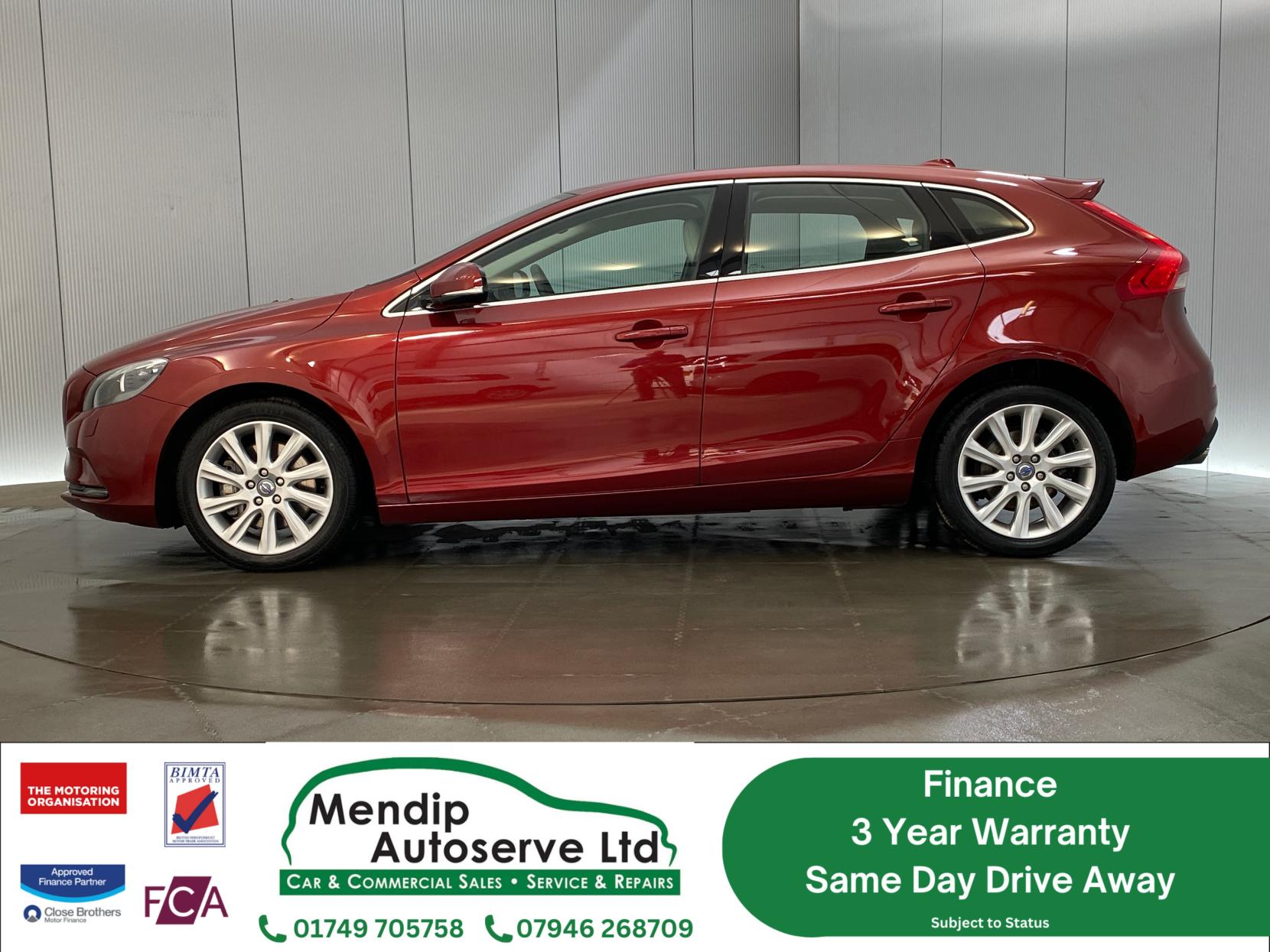 Volvo V40 2.0 D3 SE Lux Nav Hatchback 5dr Diesel Geartronic Euro 5 (s/s) (150 ps)
