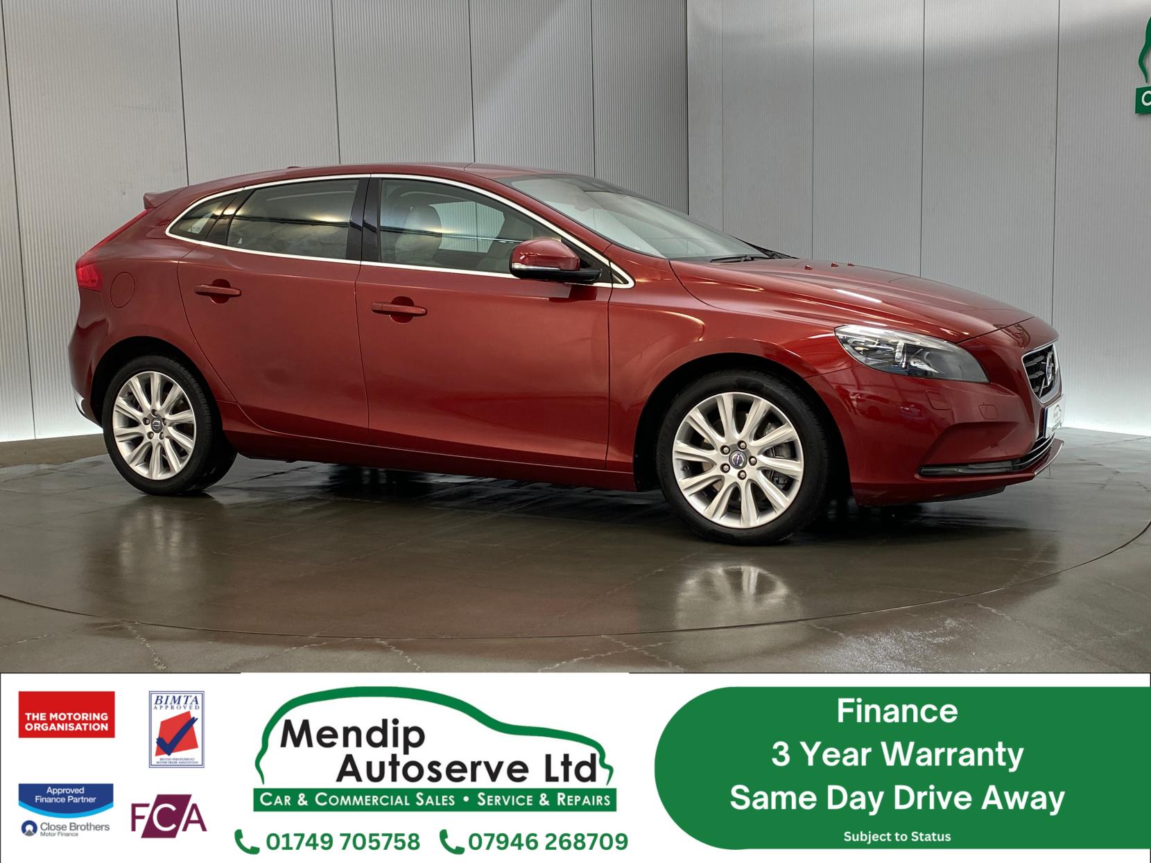 Volvo V40 2.0 D3 SE Lux Nav Hatchback 5dr Diesel Geartronic Euro 5 (s/s) (150 ps)