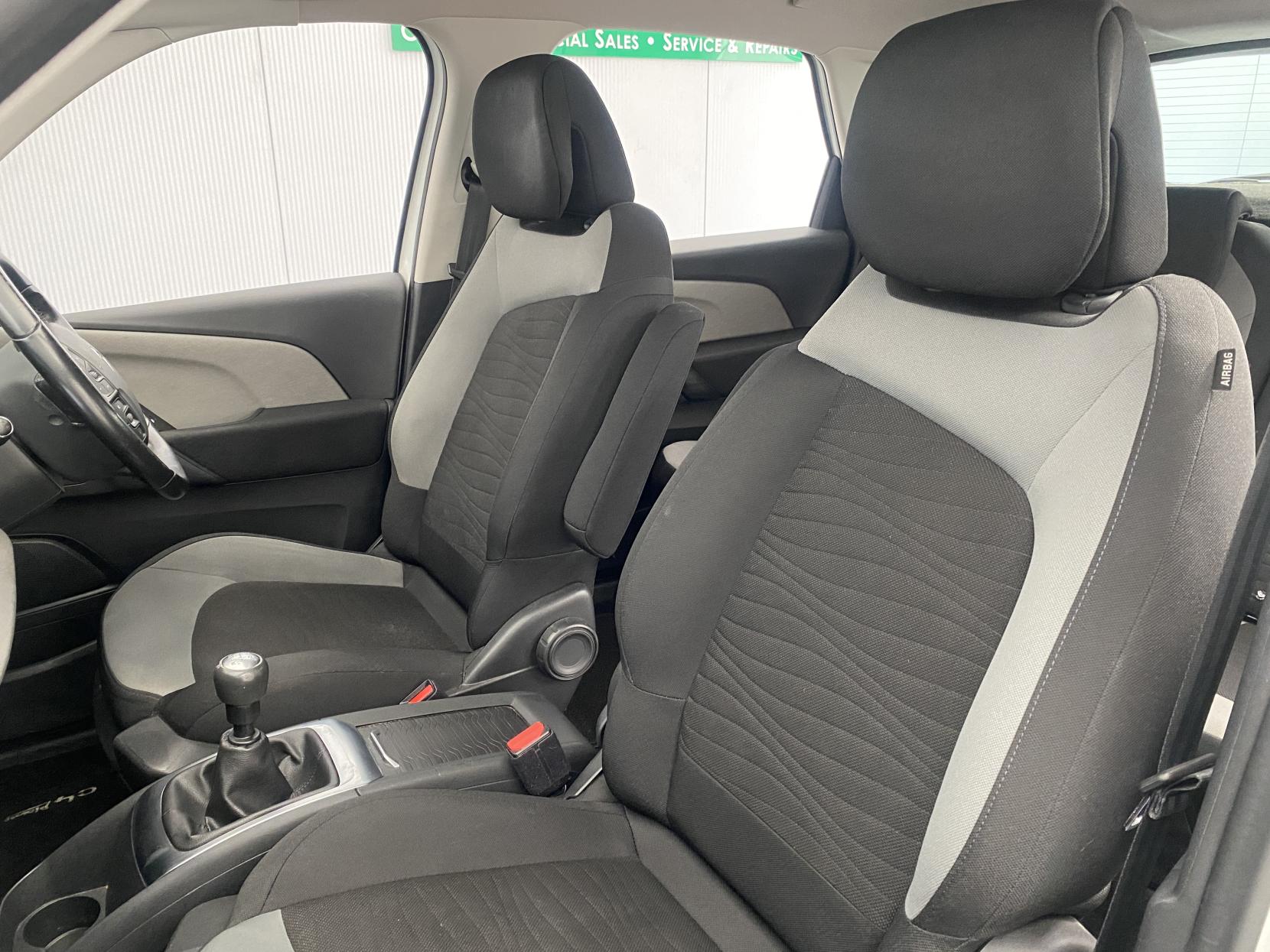 Citroen C4 Picasso 1.6 BlueHDi Exclusive MPV 5dr Diesel Manual Euro 6 (s/s) (120 ps)