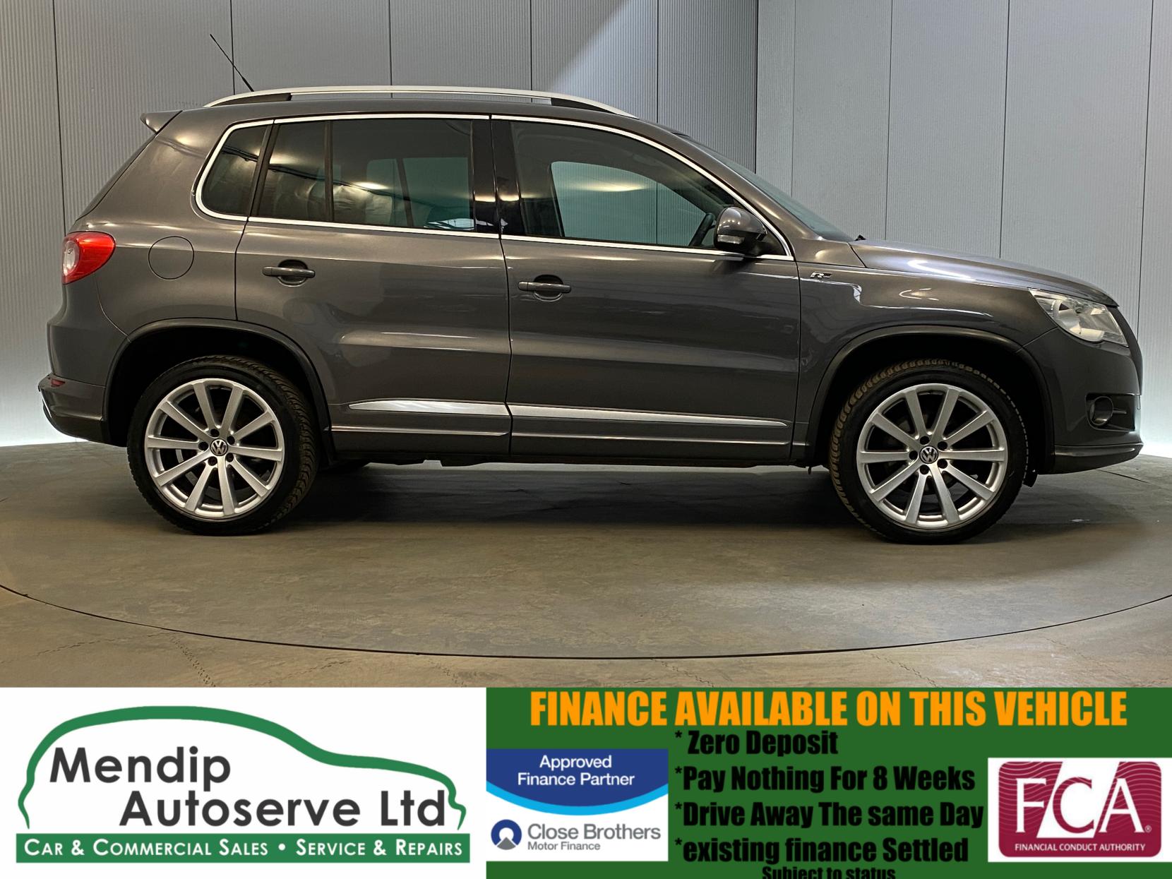 Volkswagen Tiguan 2.0 TDI R-Line SUV 5dr Diesel DSG 4WD Euro 5 (140 ps)