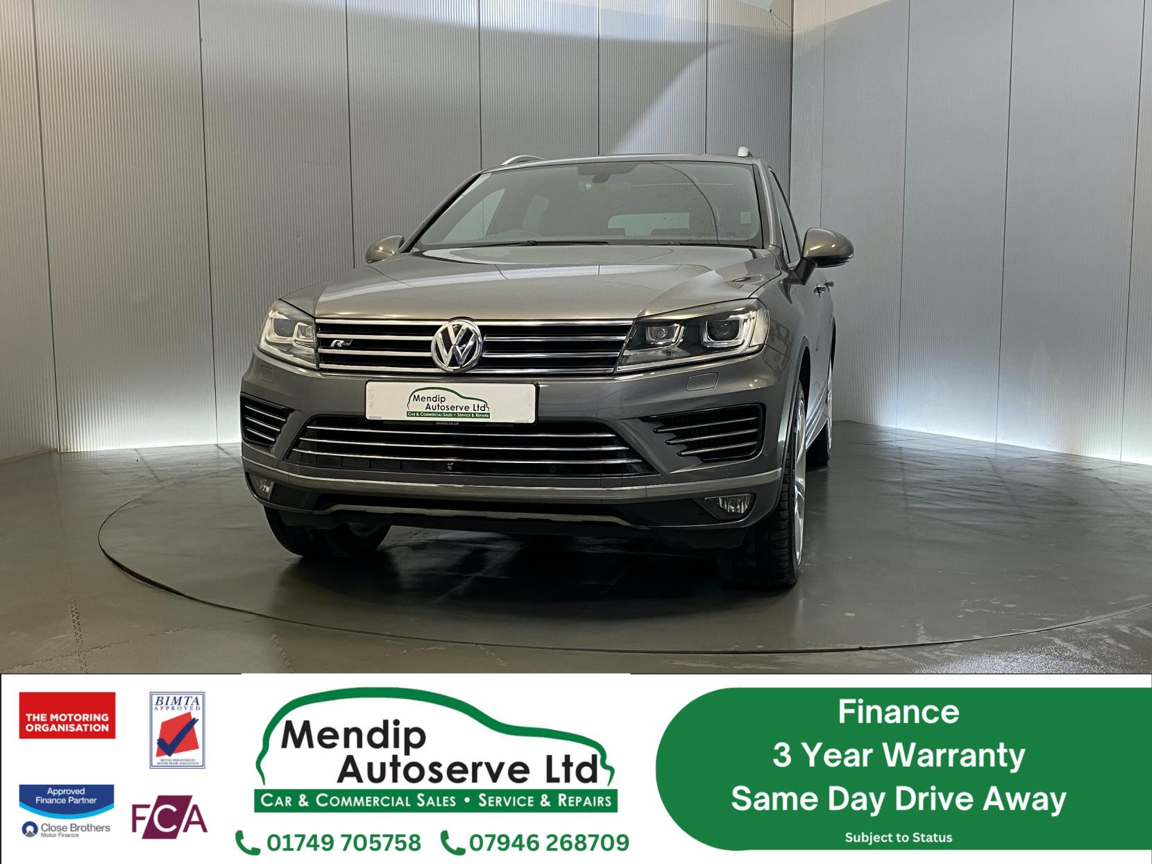 Volkswagen Touareg 3.0 TDI V6 R-Line Plus SUV 5dr Diesel Tiptronic 4WD Euro 6 (s/s) (262 ps)