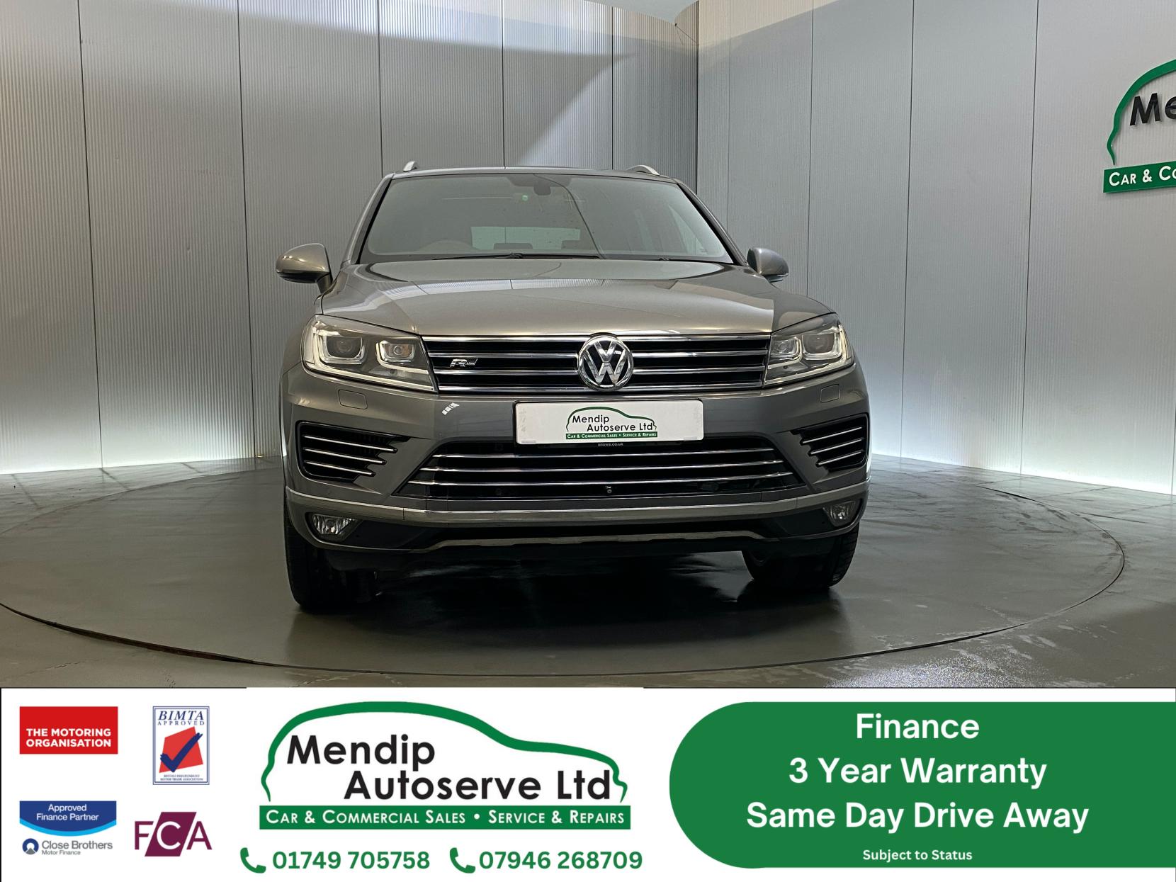 Volkswagen Touareg 3.0 TDI V6 R-Line Plus SUV 5dr Diesel Tiptronic 4WD Euro 6 (s/s) (262 ps)