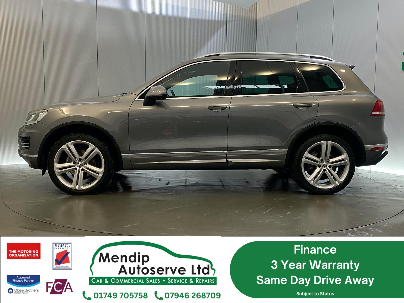 Volkswagen Touareg 3.0 TDI V6 R-Line Plus SUV 5dr Diesel Tiptronic 4WD Euro 6 (s/s) (262 ps)