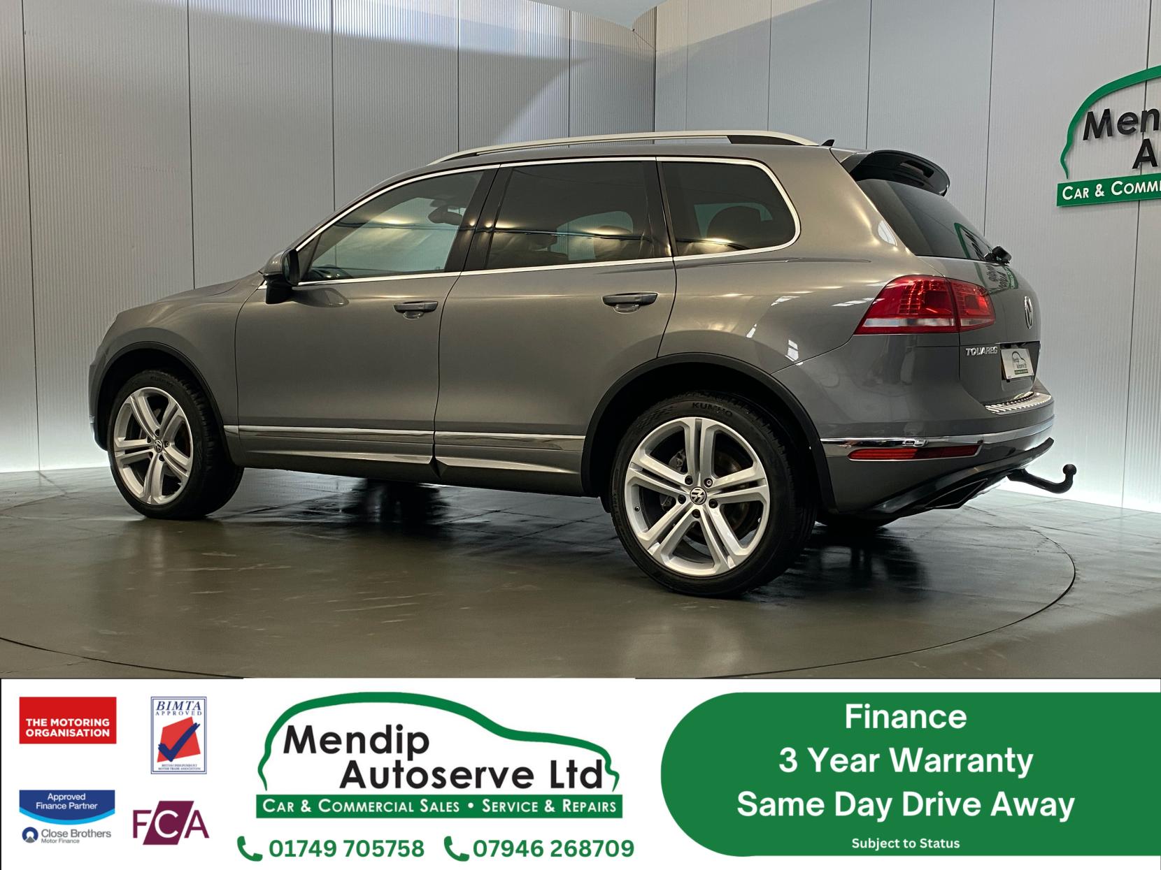 Volkswagen Touareg 3.0 TDI V6 R-Line Plus SUV 5dr Diesel Tiptronic 4WD Euro 6 (s/s) (262 ps)