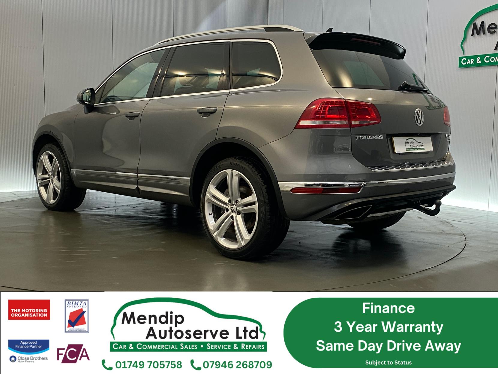Volkswagen Touareg 3.0 TDI V6 R-Line Plus SUV 5dr Diesel Tiptronic 4WD Euro 6 (s/s) (262 ps)