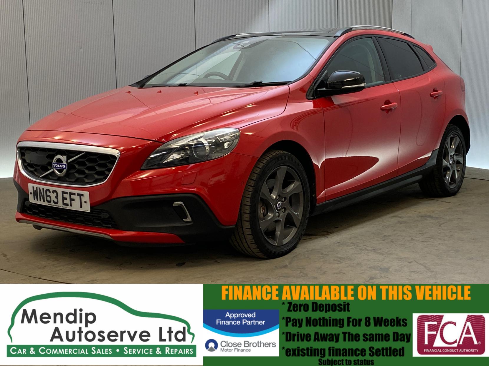 Volvo V40 Cross Country 2.0 T5 Lux Nav Hatchback 5dr Petrol Geartronic AWD Euro 6 (s/s) (245 ps)