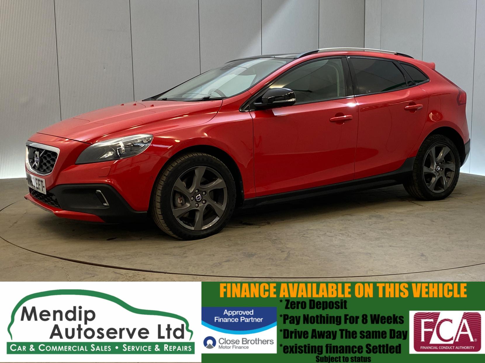 Volvo V40 Cross Country 2.0 T5 Lux Nav Hatchback 5dr Petrol Geartronic AWD Euro 6 (s/s) (245 ps)