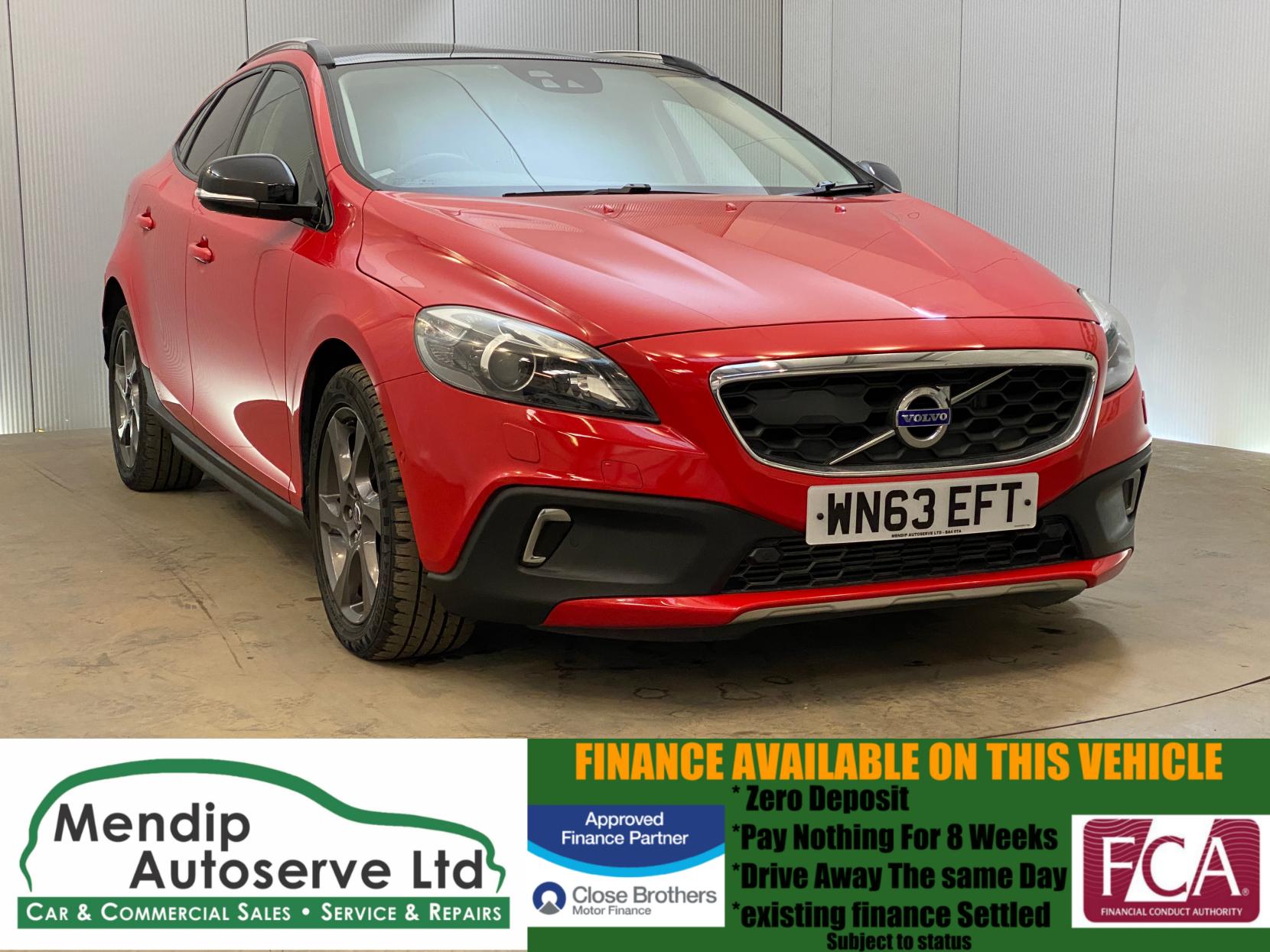 Volvo V40 Cross Country 2.0 T5 Lux Nav Hatchback 5dr Petrol Geartronic AWD Euro 6 (s/s) (245 ps)