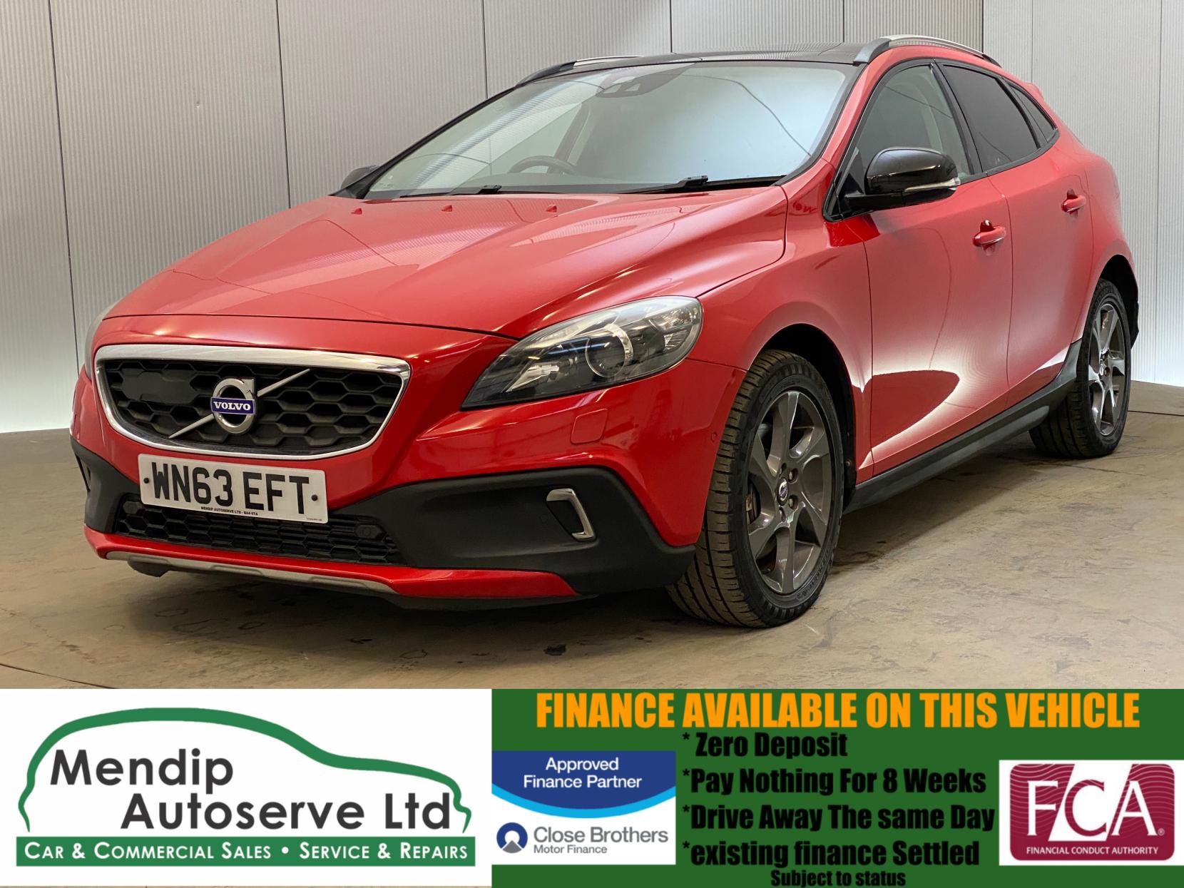 Volvo V40 Cross Country 2.0 T5 Lux Nav Hatchback 5dr Petrol Geartronic AWD Euro 6 (s/s) (245 ps)