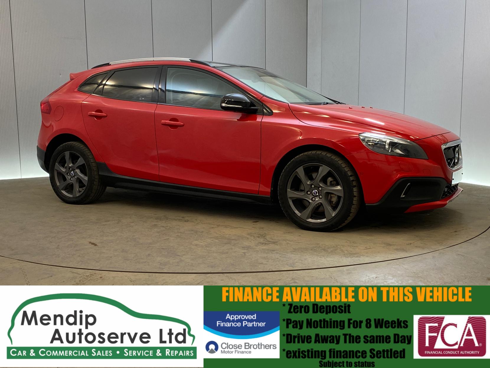 Volvo V40 Cross Country 2.0 T5 Lux Nav Hatchback 5dr Petrol Geartronic AWD Euro 6 (s/s) (245 ps)