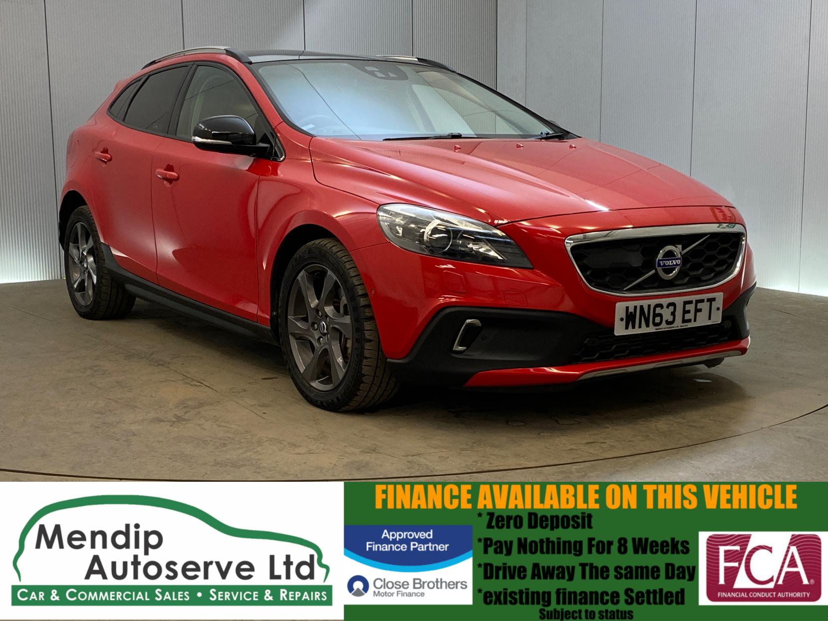 Volvo V40 Cross Country 2.0 T5 Lux Nav Hatchback 5dr Petrol Geartronic AWD Euro 6 (s/s) (245 ps)