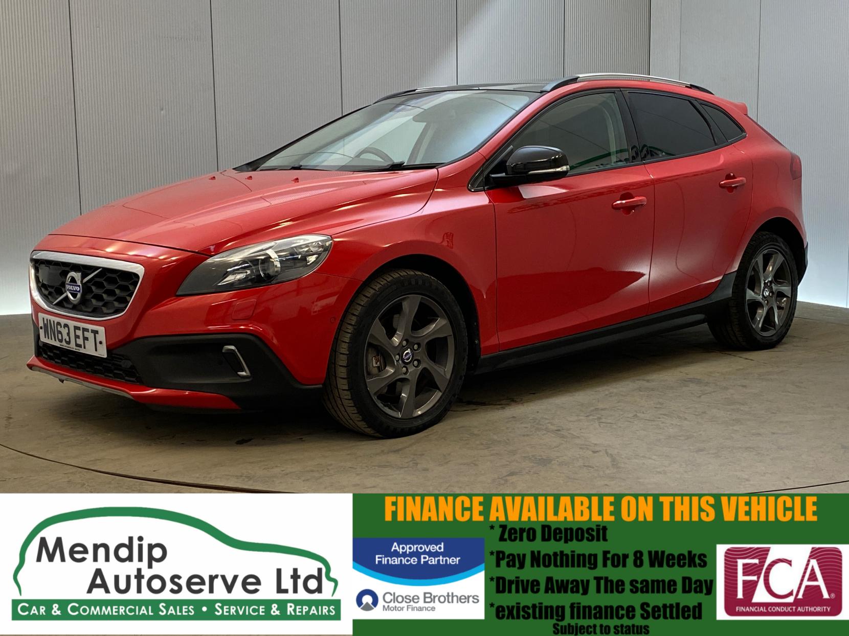 Volvo V40 Cross Country 2.0 T5 Lux Nav Hatchback 5dr Petrol Geartronic AWD Euro 6 (s/s) (245 ps)