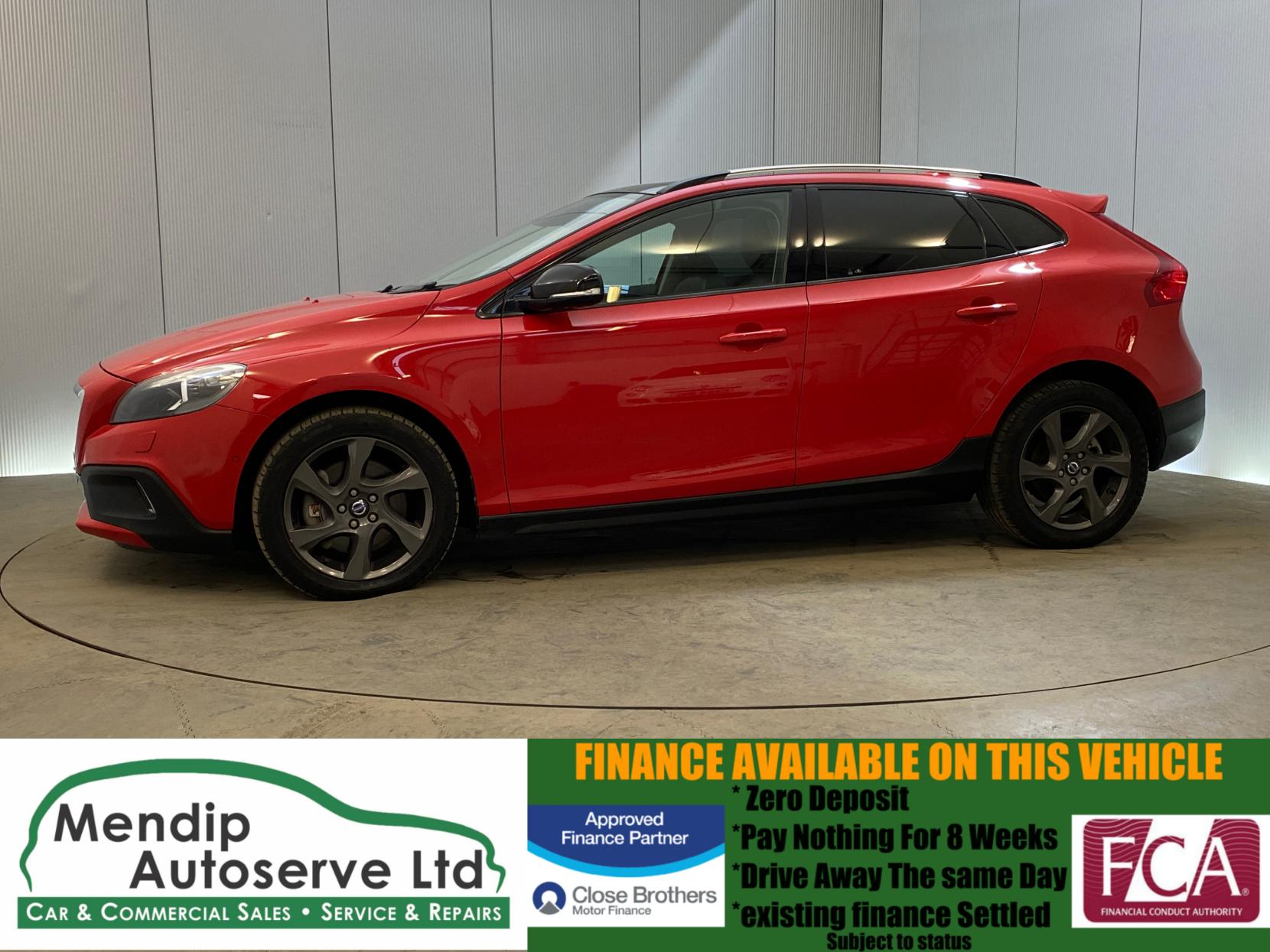 Volvo V40 Cross Country 2.0 T5 Lux Nav Hatchback 5dr Petrol Geartronic AWD Euro 6 (s/s) (245 ps)