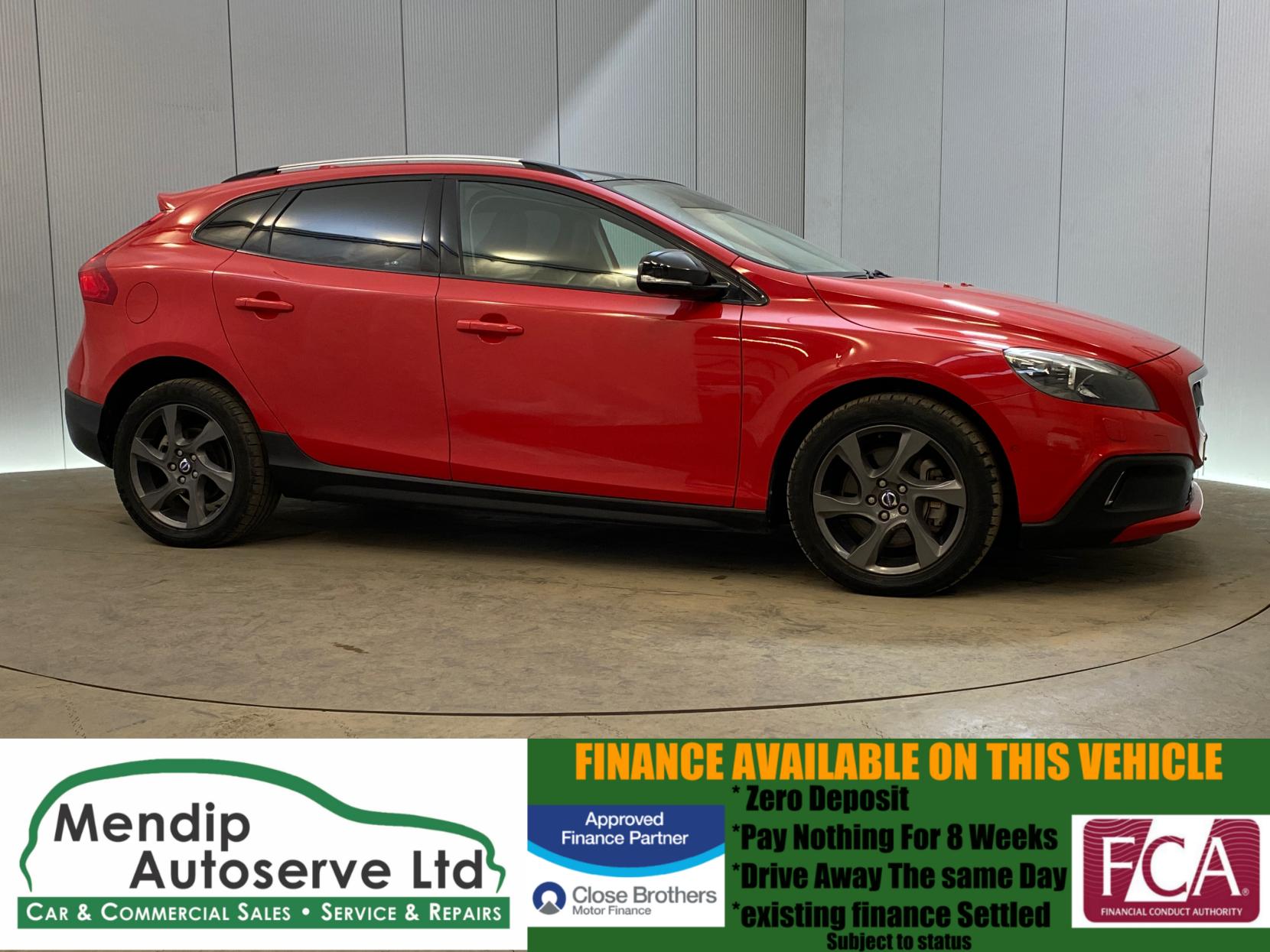 Volvo V40 Cross Country 2.0 T5 Lux Nav Hatchback 5dr Petrol Geartronic AWD Euro 6 (s/s) (245 ps)