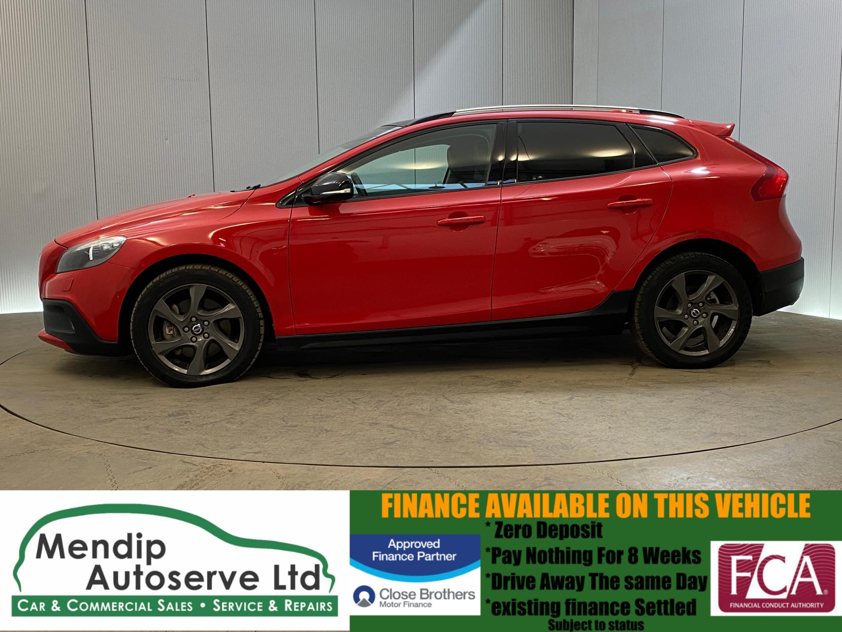 Volvo V40 Cross Country 2.0 T5 Lux Nav Hatchback 5dr Petrol Geartronic AWD Euro 6 (s/s) (245 ps)