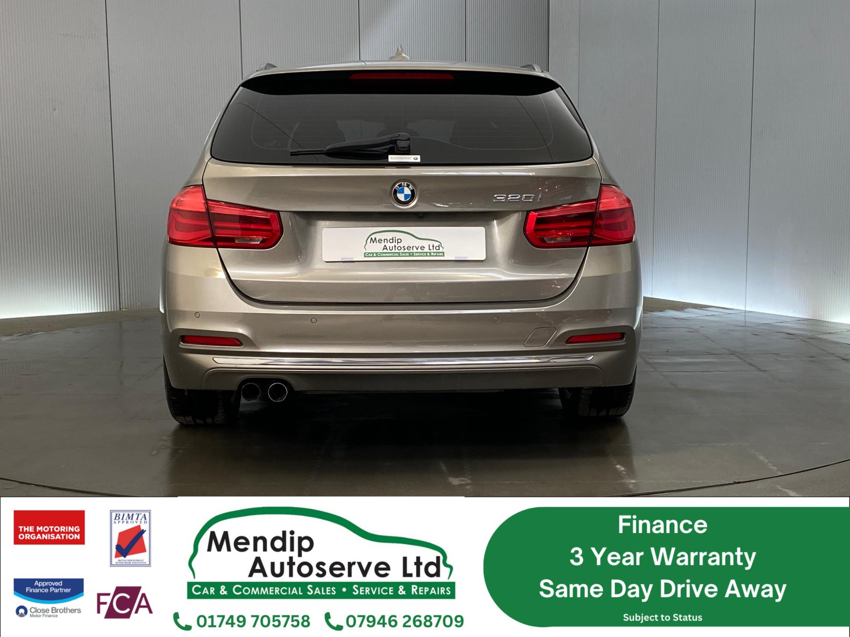 BMW 3 Series 2.0 320i Luxury Touring 5dr Petrol Auto Euro 6 (s/s) (184 ps)