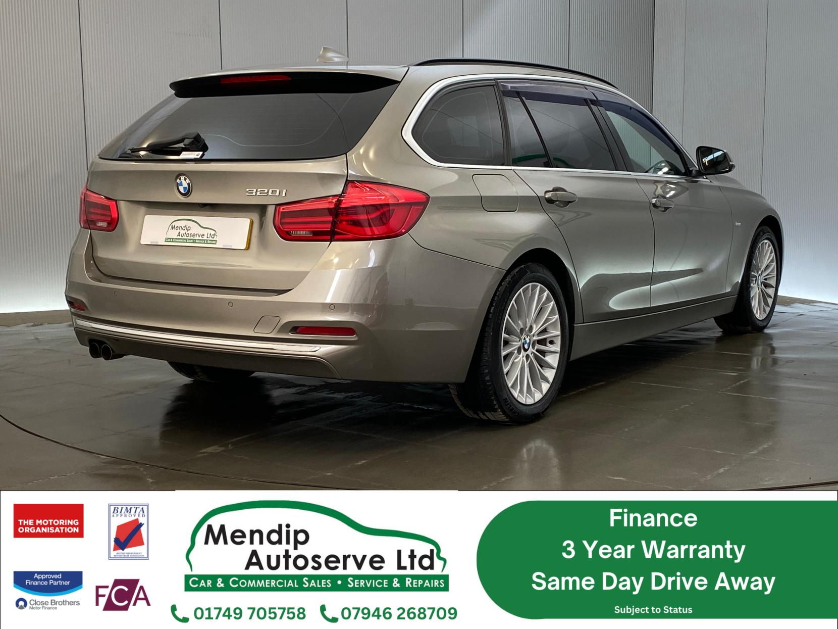 BMW 3 Series 2.0 320i Luxury Touring 5dr Petrol Auto Euro 6 (s/s) (184 ps)