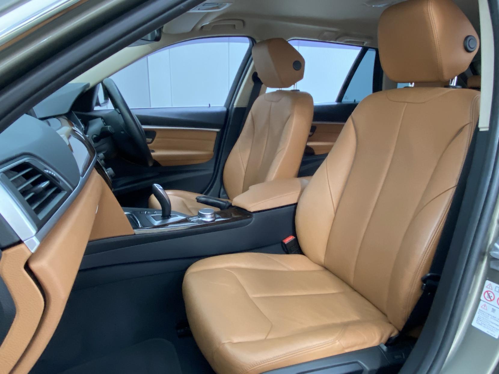BMW 3 Series 2.0 320i Luxury Touring 5dr Petrol Auto Euro 6 (s/s) (184 ps)