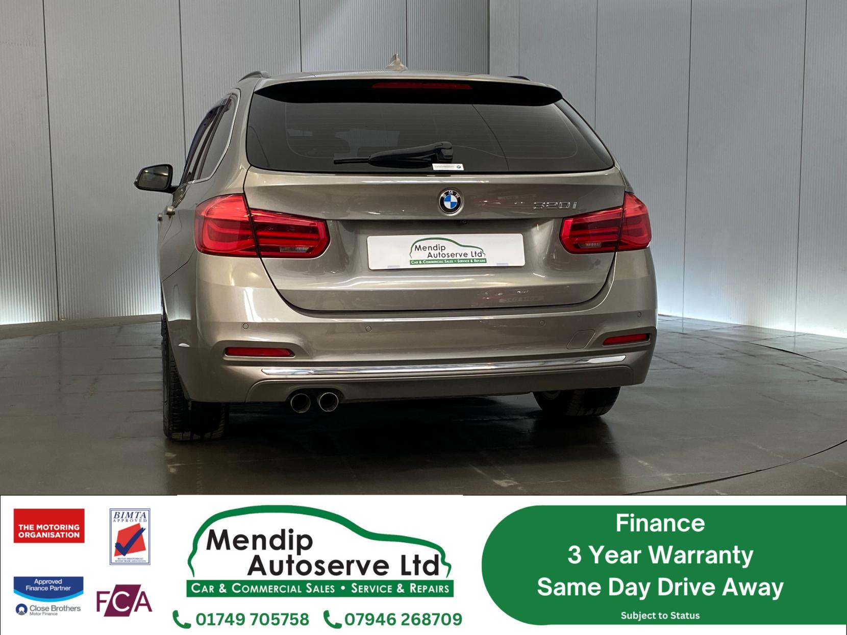 BMW 3 Series 2.0 320i Luxury Touring 5dr Petrol Auto Euro 6 (s/s) (184 ps)