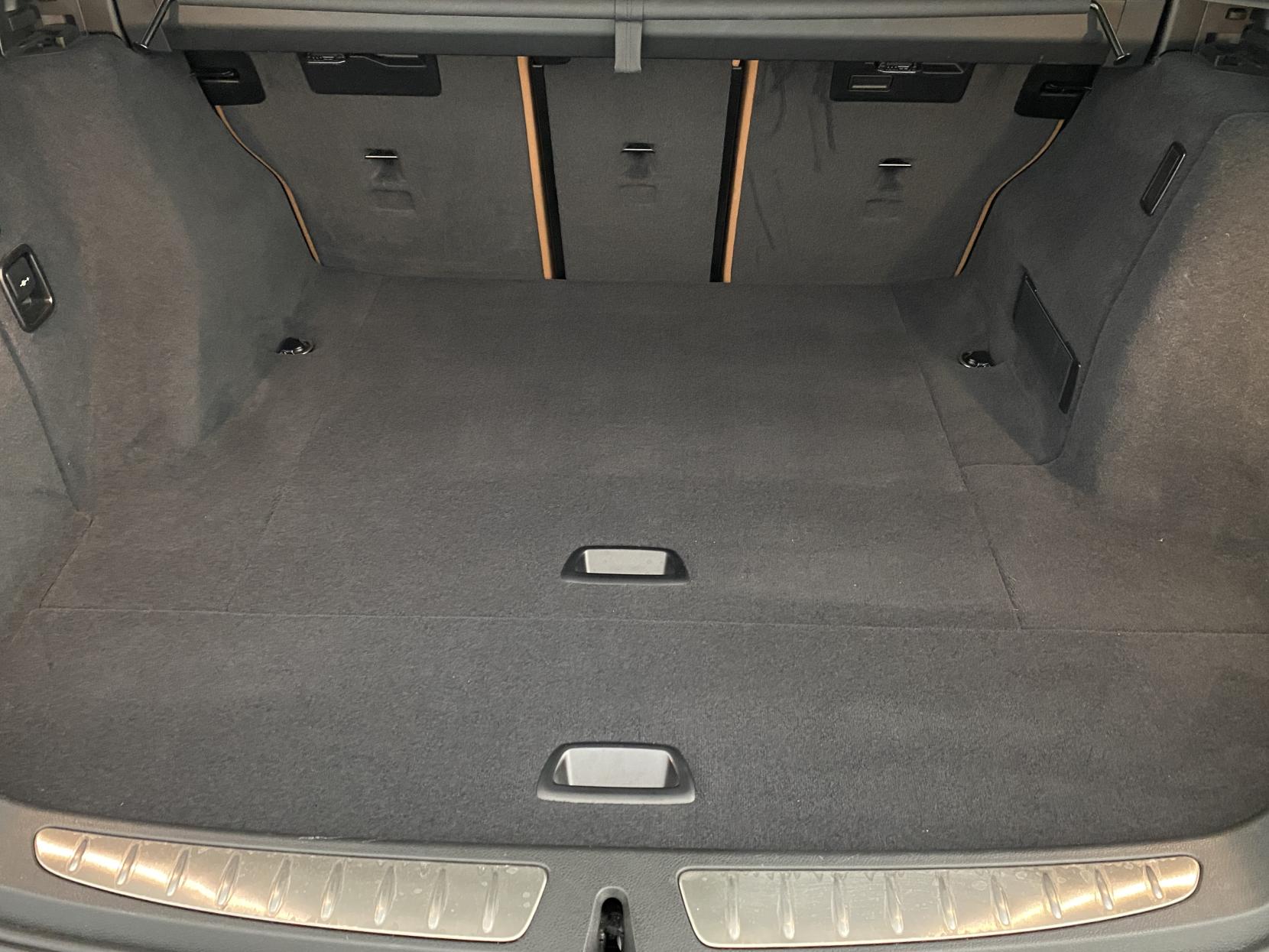 BMW 3 Series 2.0 320i Luxury Touring 5dr Petrol Auto Euro 6 (s/s) (184 ps)