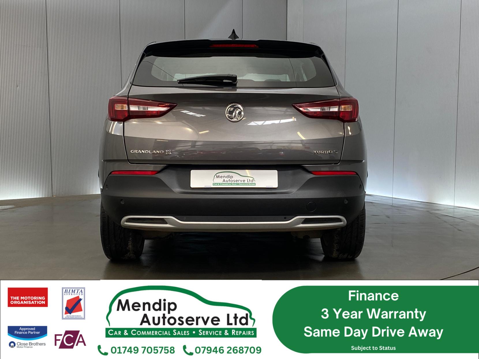 Vauxhall Grandland X 1.5 Turbo D BlueInjection Sport Nav SUV 5dr Diesel Manual Euro 6 (s/s) (130 ps)