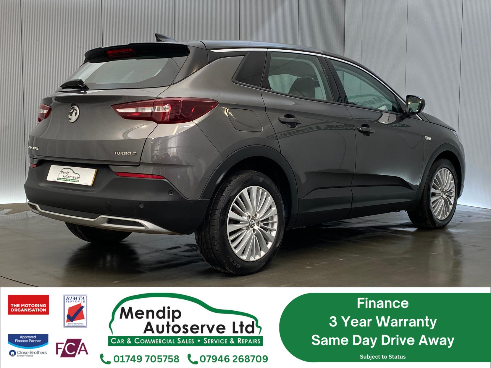 Vauxhall Grandland X 1.5 Turbo D BlueInjection Sport Nav SUV 5dr Diesel Manual Euro 6 (s/s) (130 ps)