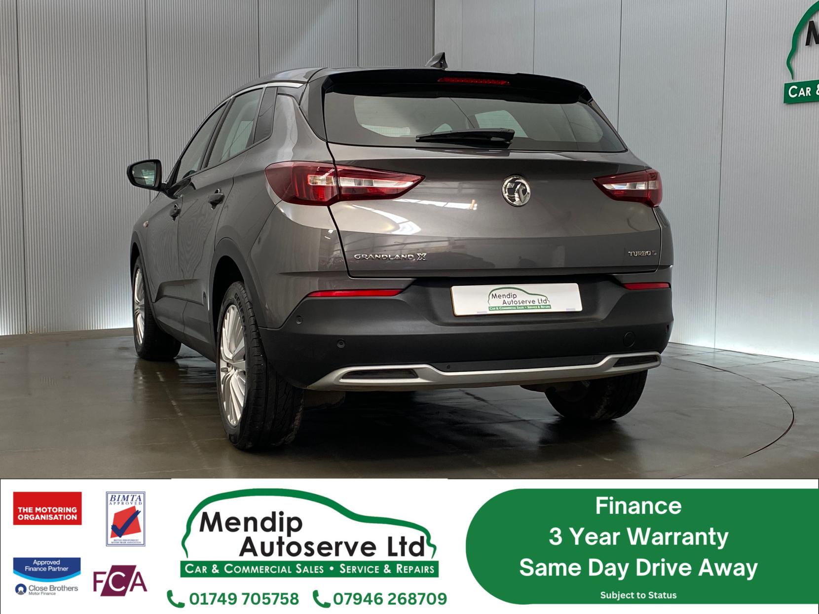 Vauxhall Grandland X 1.5 Turbo D BlueInjection Sport Nav SUV 5dr Diesel Manual Euro 6 (s/s) (130 ps)