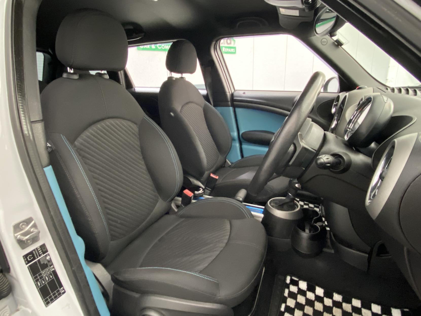 MINI Countryman 1.6 Cooper S SUV 5dr Petrol Auto Euro 5 (184 ps)