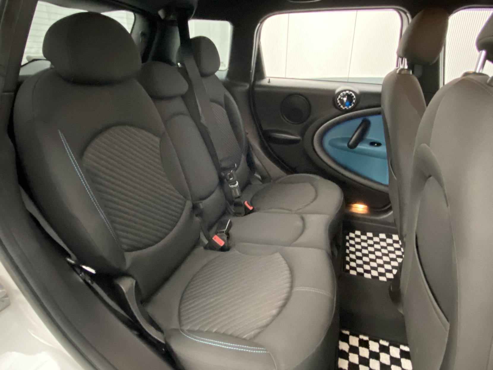 MINI Countryman 1.6 Cooper S SUV 5dr Petrol Auto Euro 5 (184 ps)