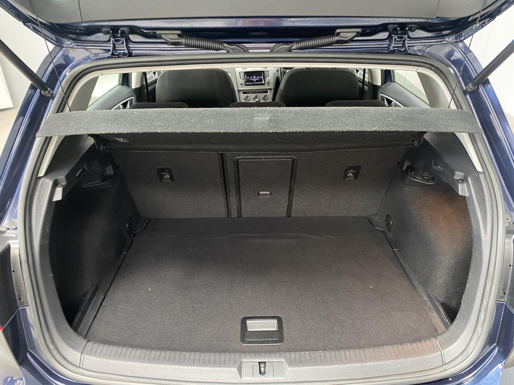 Volkswagen Golf 1.6 TDI BlueMotion Tech Match Hatchback 5dr Diesel Manual Euro 5 (s/s) (105 ps)