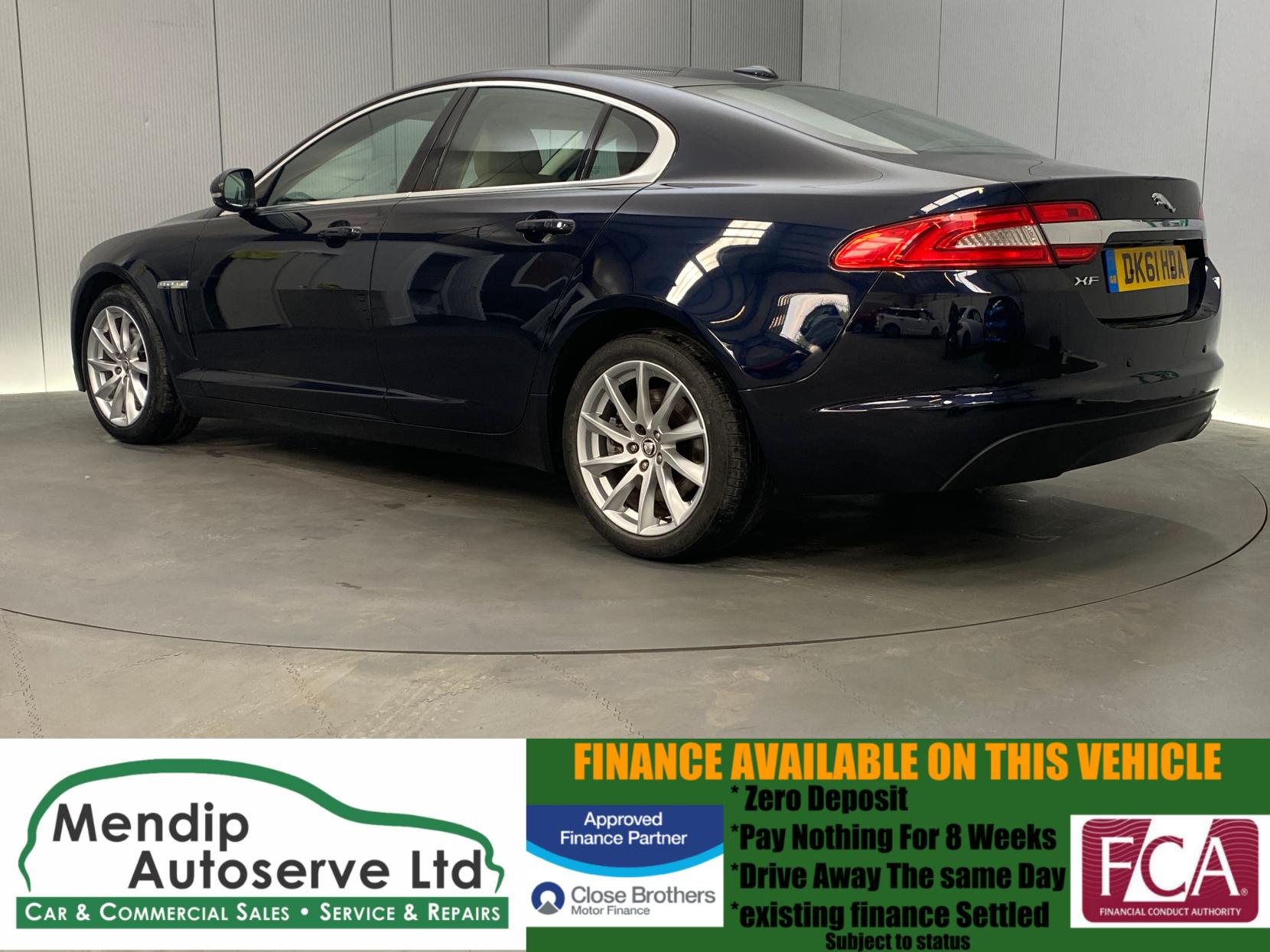 Jaguar XF 2.2d Premium Luxury Saloon 4dr Diesel Auto Euro 5 (s/s) (190 ps)