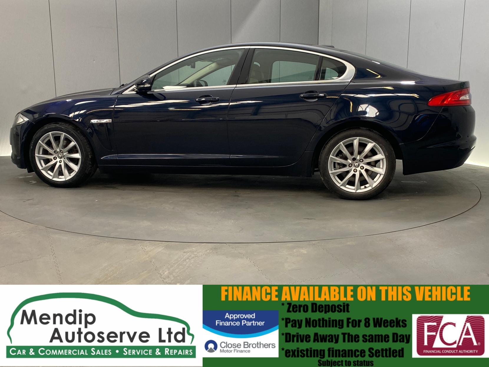 Jaguar XF 2.2d Premium Luxury Saloon 4dr Diesel Auto Euro 5 (s/s) (190 ps)