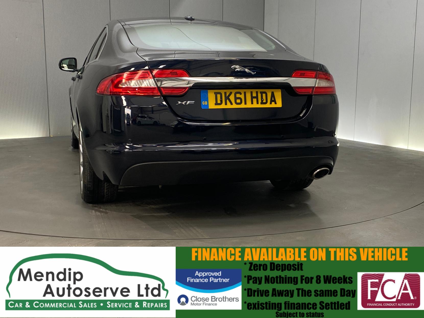 Jaguar XF 2.2d Premium Luxury Saloon 4dr Diesel Auto Euro 5 (s/s) (190 ps)