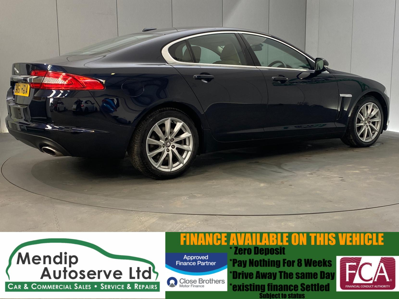 Jaguar XF 2.2d Premium Luxury Saloon 4dr Diesel Auto Euro 5 (s/s) (190 ps)