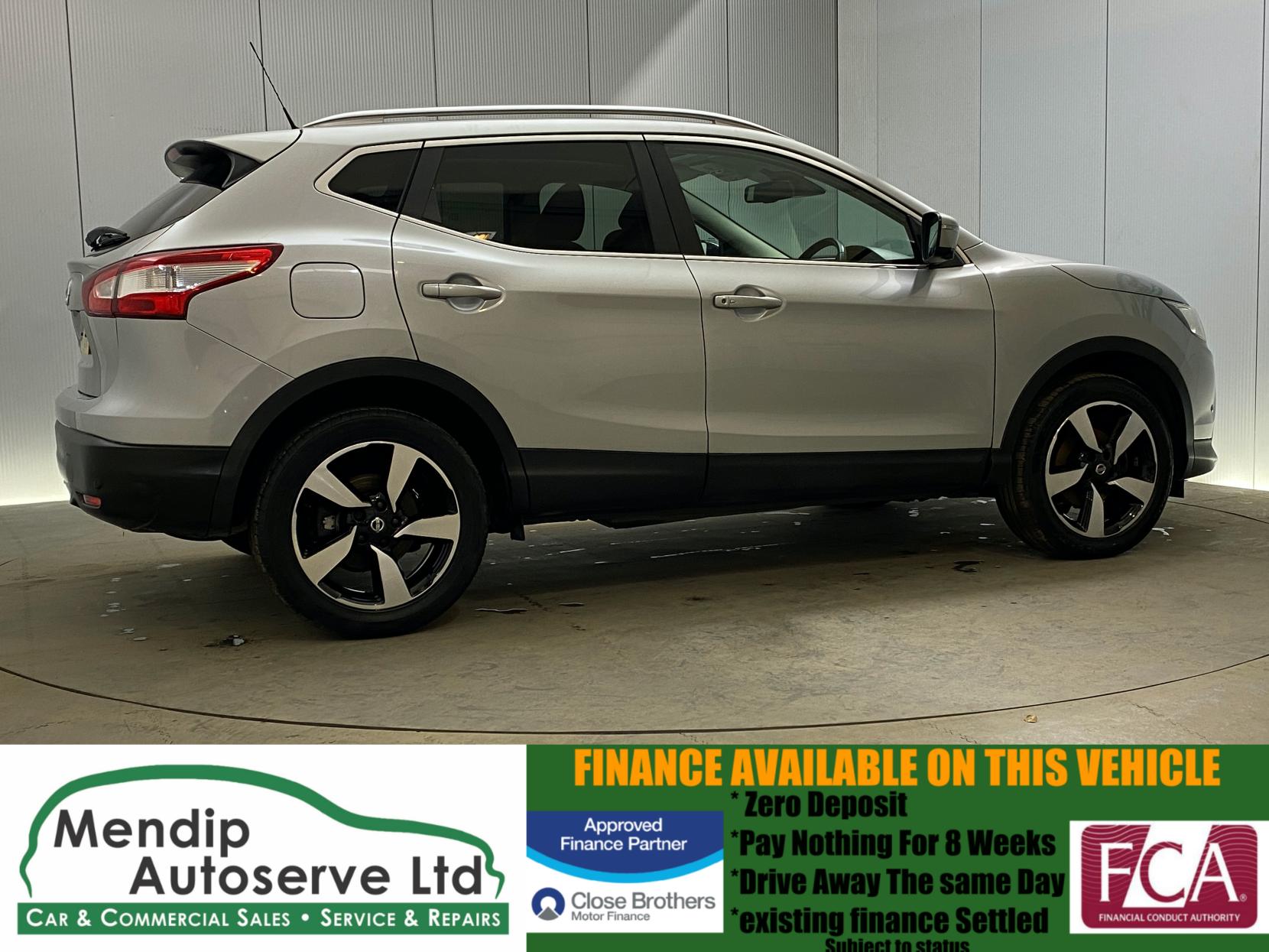 Nissan Qashqai 1.5 dCi N-Connecta SUV 5dr Diesel Manual 2WD Euro 6 (s/s) (110 ps)