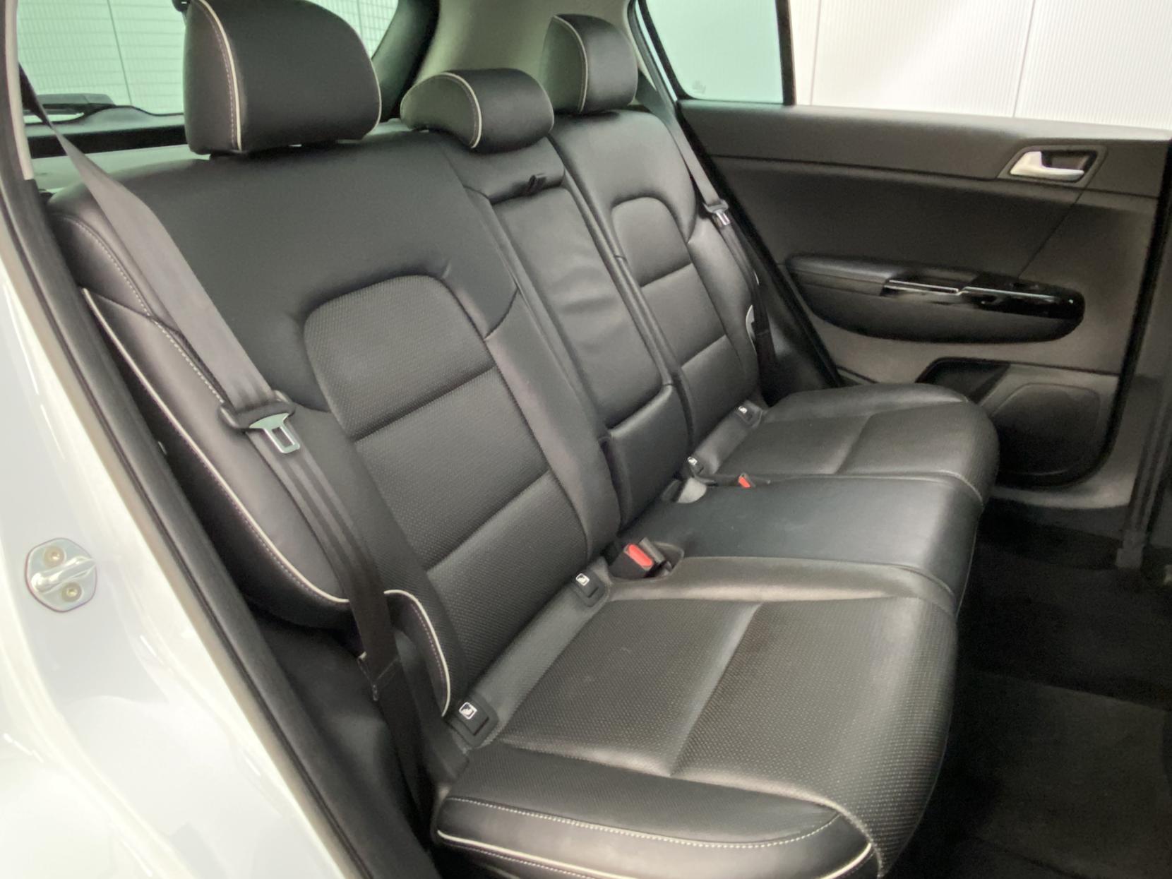 Kia Sportage 1.7 CRDi 3 SUV 5dr Diesel Manual Euro 6 (s/s) (114 bhp)