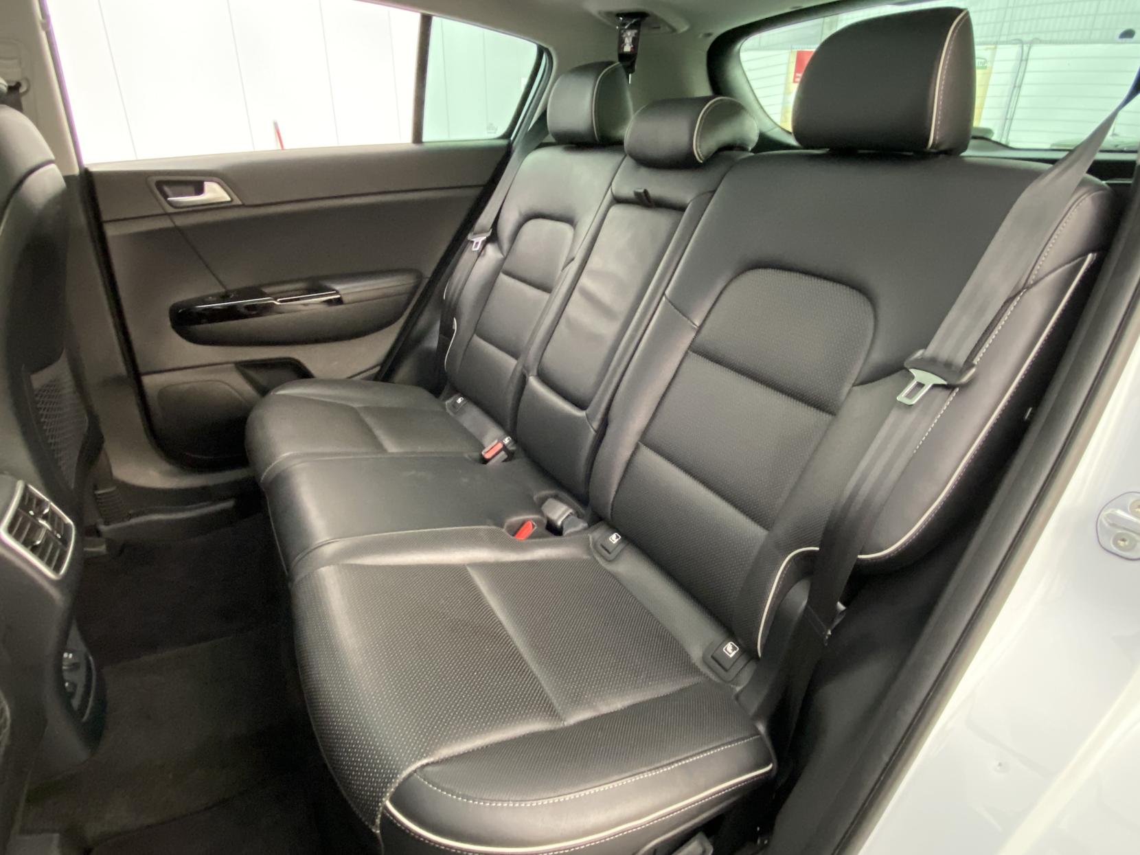Kia Sportage 1.7 CRDi 3 SUV 5dr Diesel Manual Euro 6 (s/s) (114 bhp)