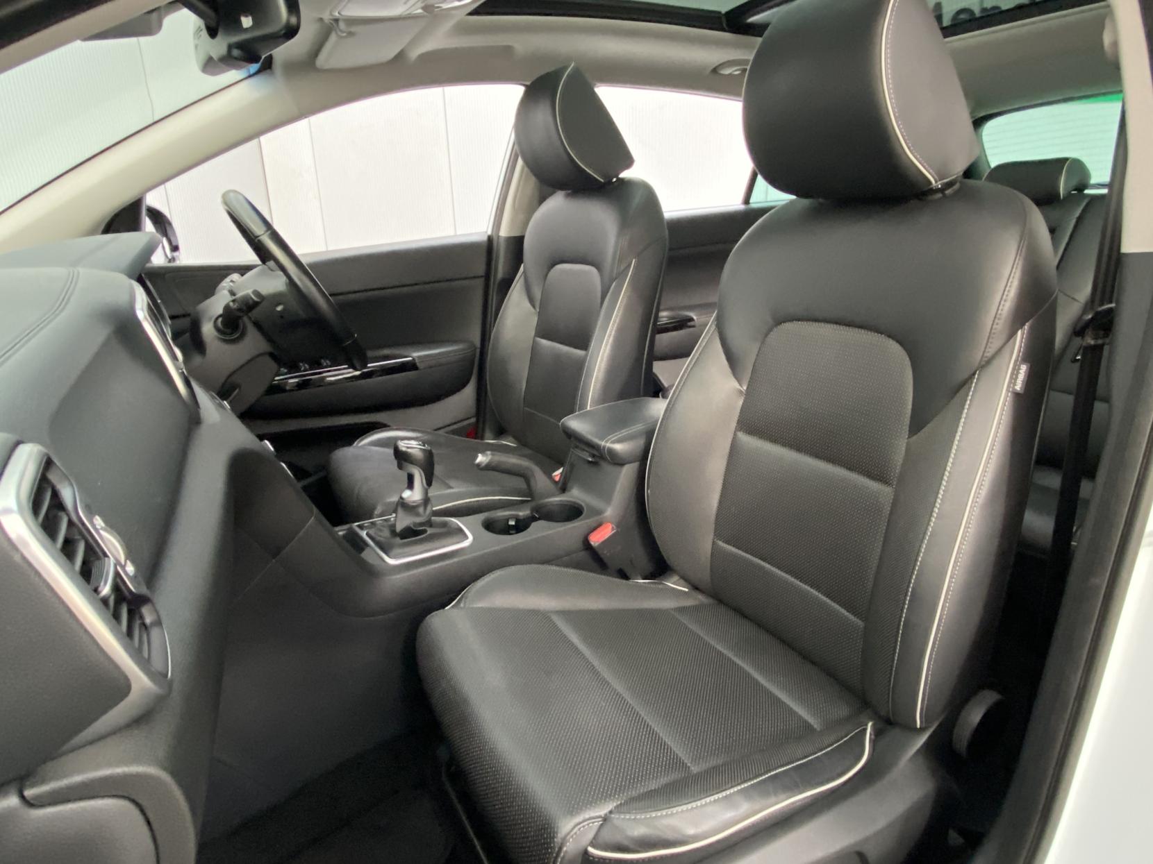 Kia Sportage 1.7 CRDi 3 SUV 5dr Diesel Manual Euro 6 (s/s) (114 bhp)