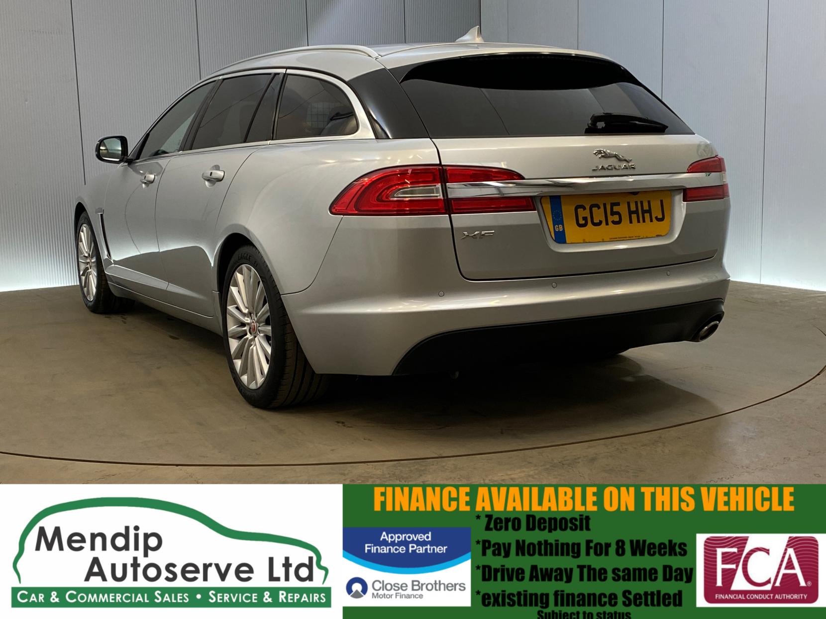 Jaguar XF 2.2d Luxury Sportbrake 5dr Diesel Auto Euro 5 (s/s) (200 ps)