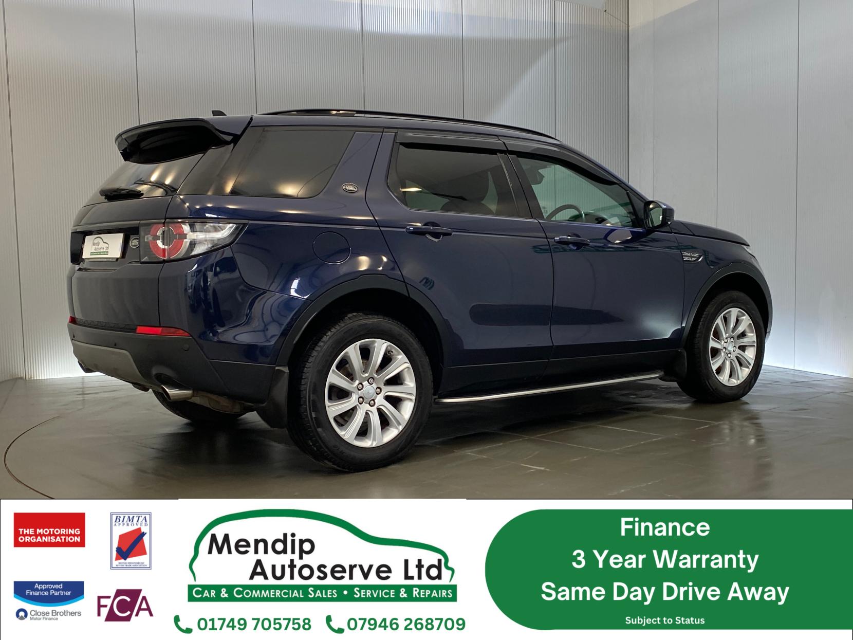 Land Rover Discovery Sport 2.0 TD4 SE Tech SUV 5dr Diesel Manual 4WD Euro 6 (s/s) (180 ps)