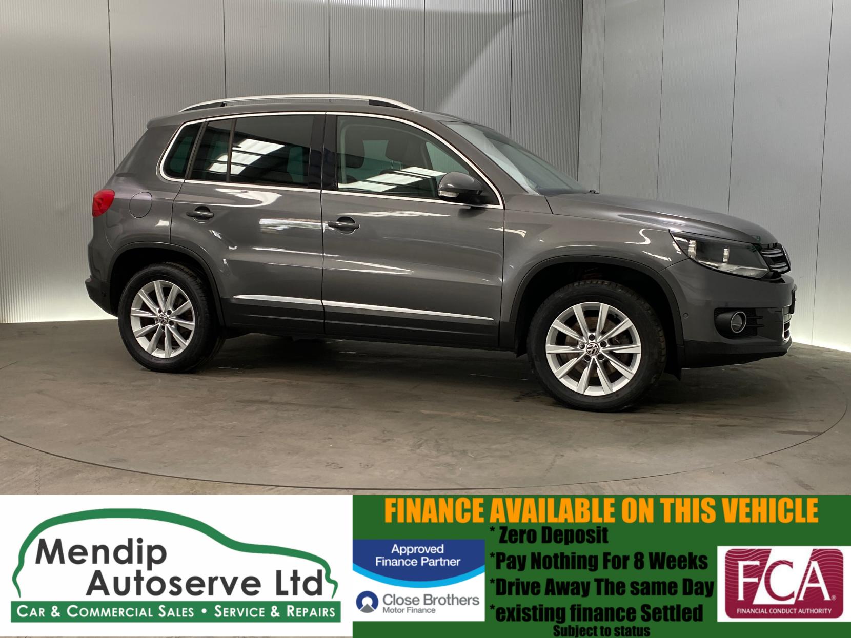 Volkswagen Tiguan 2.0 TDI BlueMotion Tech SE SUV 5dr Diesel Manual 4WD Euro 5 (s/s) (140 ps)