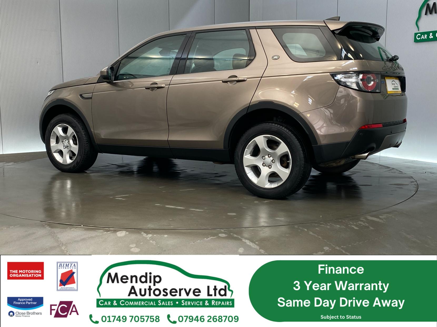 Land Rover Discovery Sport 2.0 TD4 SE Tech SUV 5dr Diesel Manual 4WD Euro 6 (s/s) (5 Seat) (150 ps)
