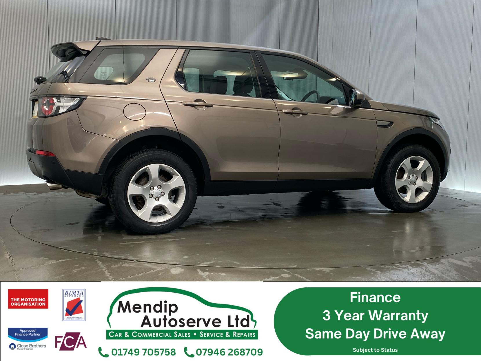 Land Rover Discovery Sport 2.0 TD4 SE Tech SUV 5dr Diesel Manual 4WD Euro 6 (s/s) (5 Seat) (150 ps)