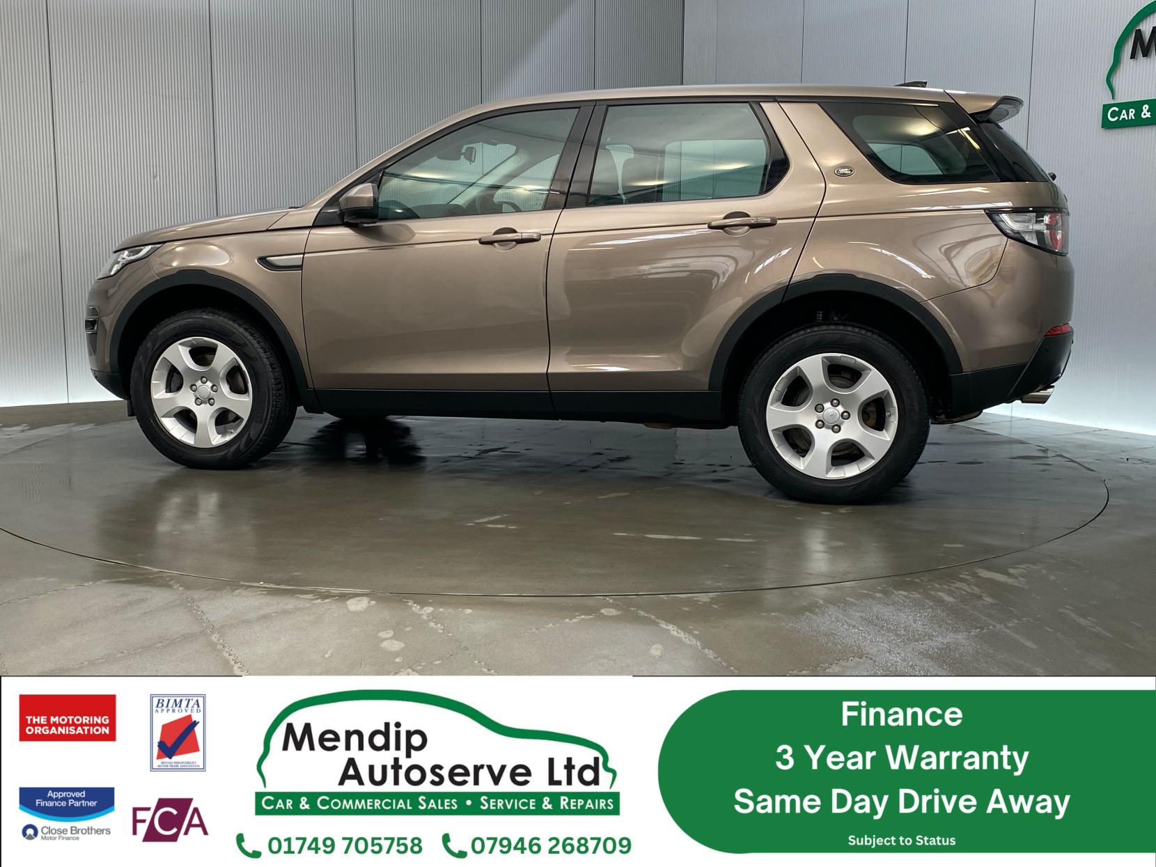 Land Rover Discovery Sport 2.0 TD4 SE Tech SUV 5dr Diesel Manual 4WD Euro 6 (s/s) (5 Seat) (150 ps)