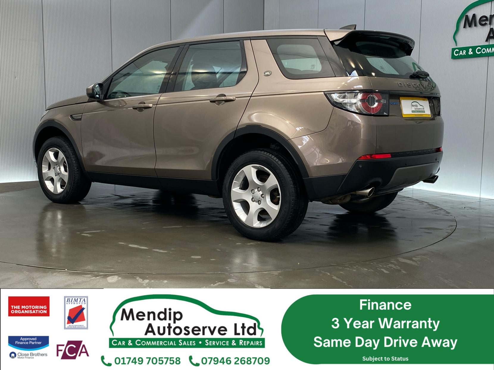 Land Rover Discovery Sport 2.0 TD4 SE Tech SUV 5dr Diesel Manual 4WD Euro 6 (s/s) (5 Seat) (150 ps)