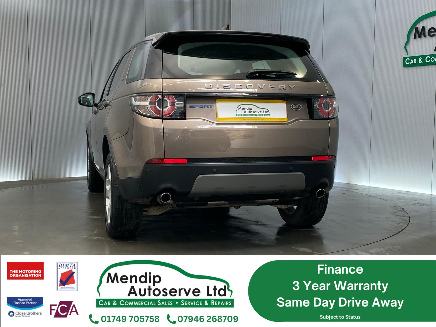 Land Rover Discovery Sport 2.0 TD4 SE Tech SUV 5dr Diesel Manual 4WD Euro 6 (s/s) (5 Seat) (150 ps)