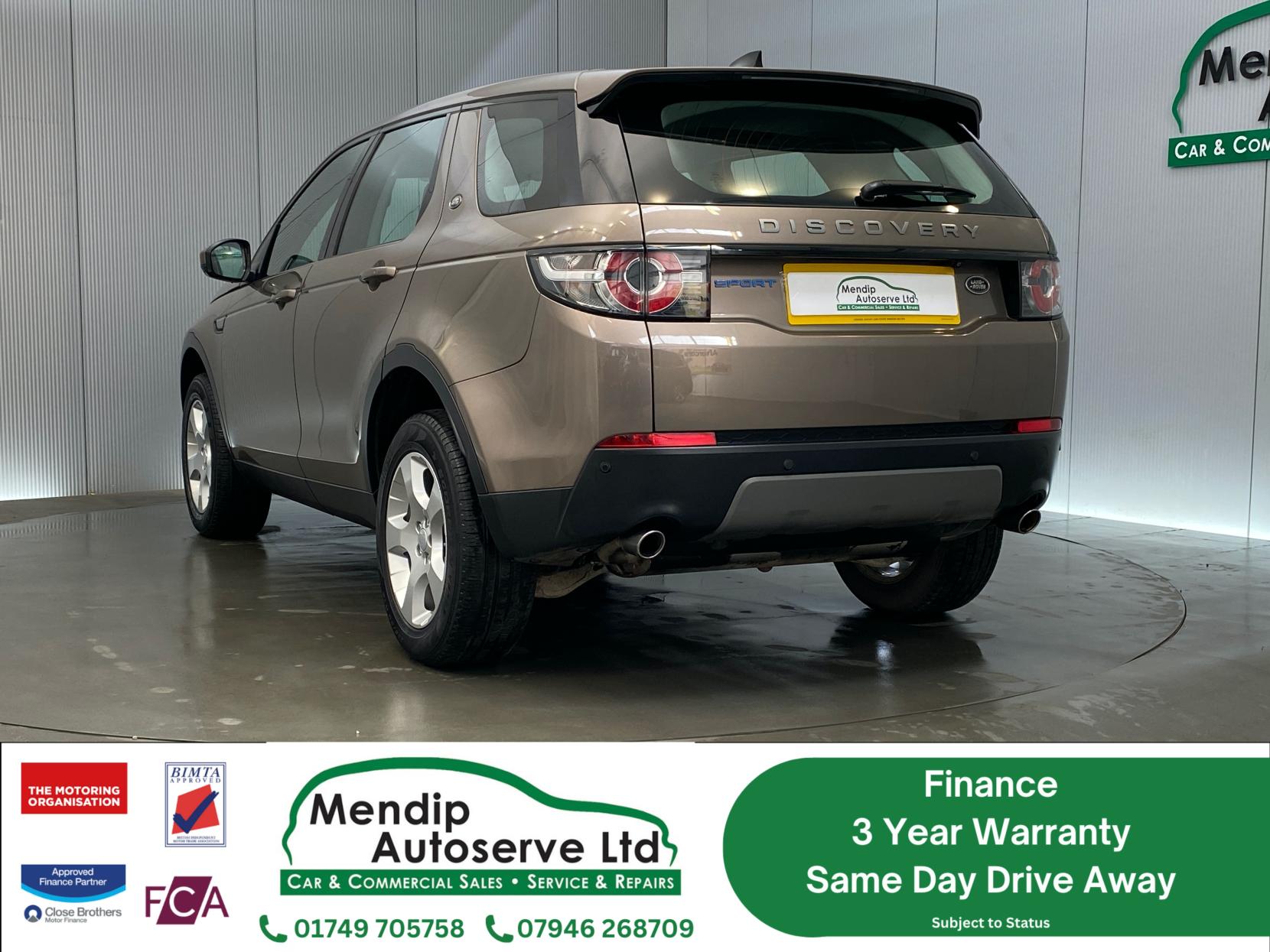 Land Rover Discovery Sport 2.0 TD4 SE Tech SUV 5dr Diesel Manual 4WD Euro 6 (s/s) (5 Seat) (150 ps)