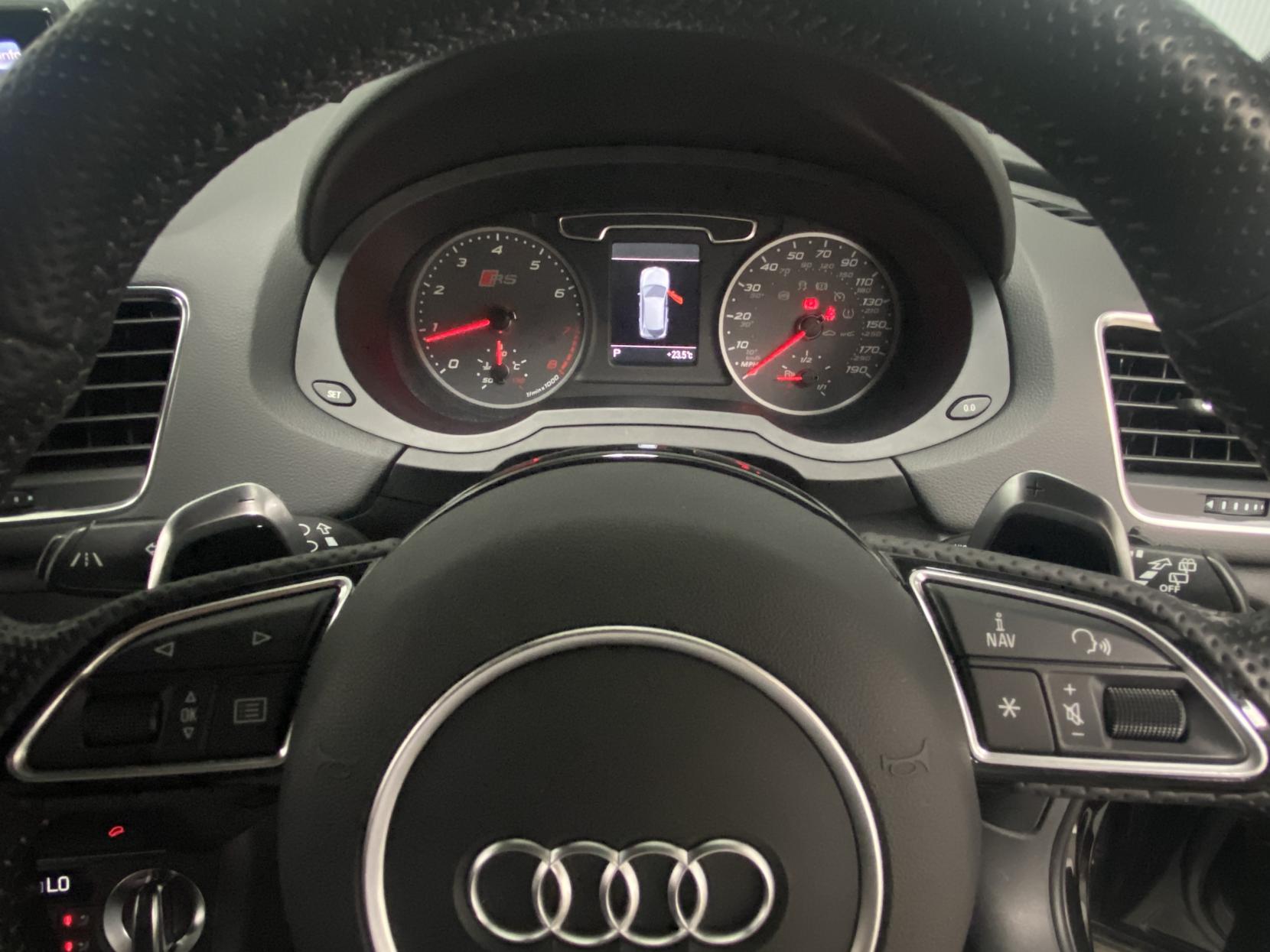 Audi RS Q3 2.5 TFSI SUV 5dr Petrol S Tronic quattro Euro 5 (s/s) (310 ps)