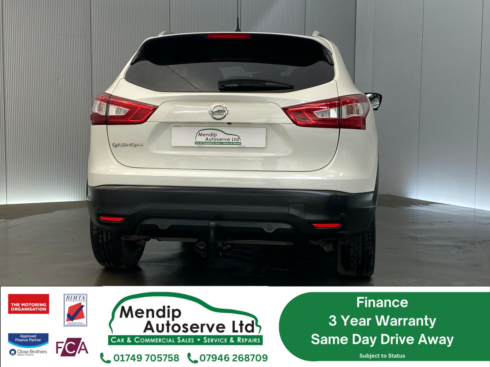 Nissan Qashqai 1.5 dCi N-Connecta SUV 5dr Diesel Manual 2WD Euro 6 (s/s) (110 ps)