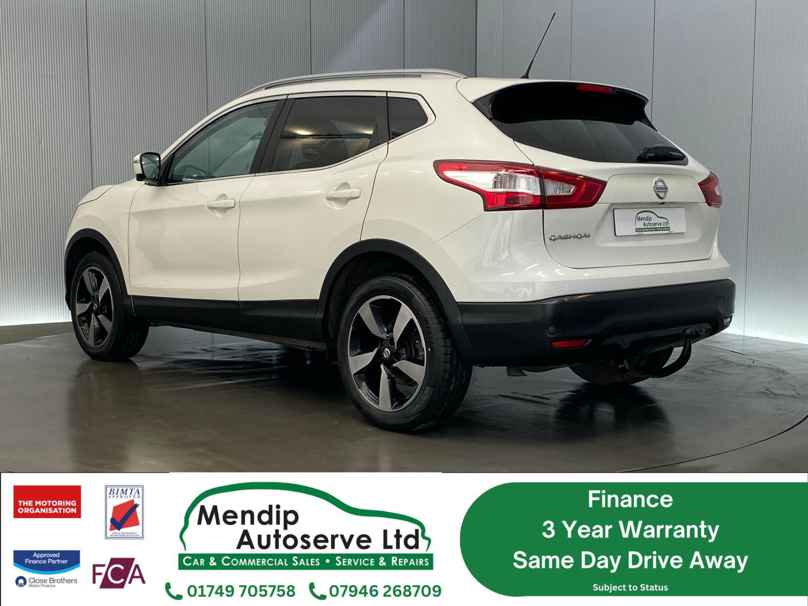 Nissan Qashqai 1.5 dCi N-Connecta SUV 5dr Diesel Manual 2WD Euro 6 (s/s) (110 ps)